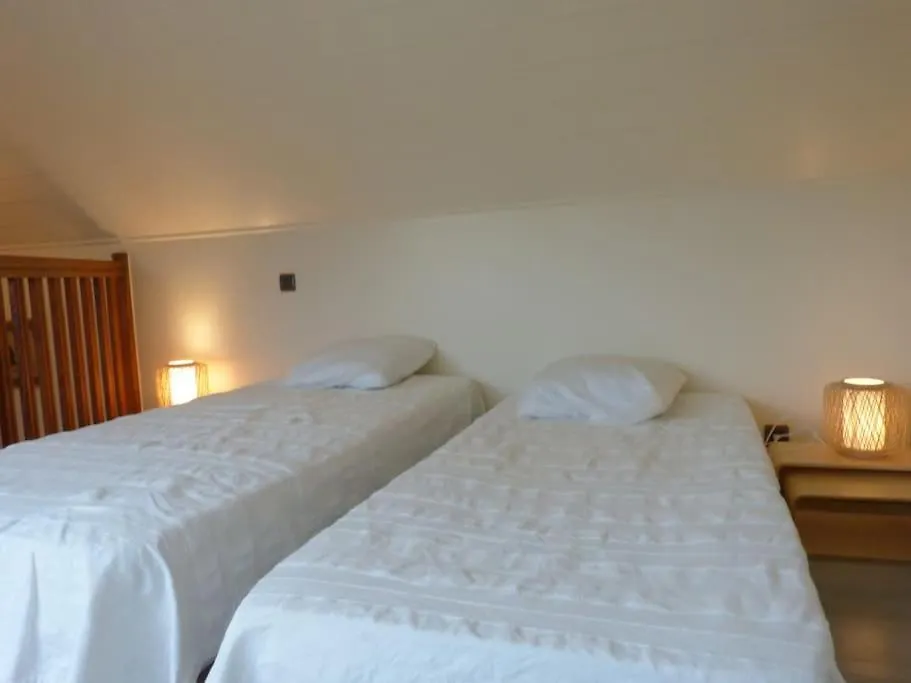 Le Clos Saint Jacques Plurien 0*,